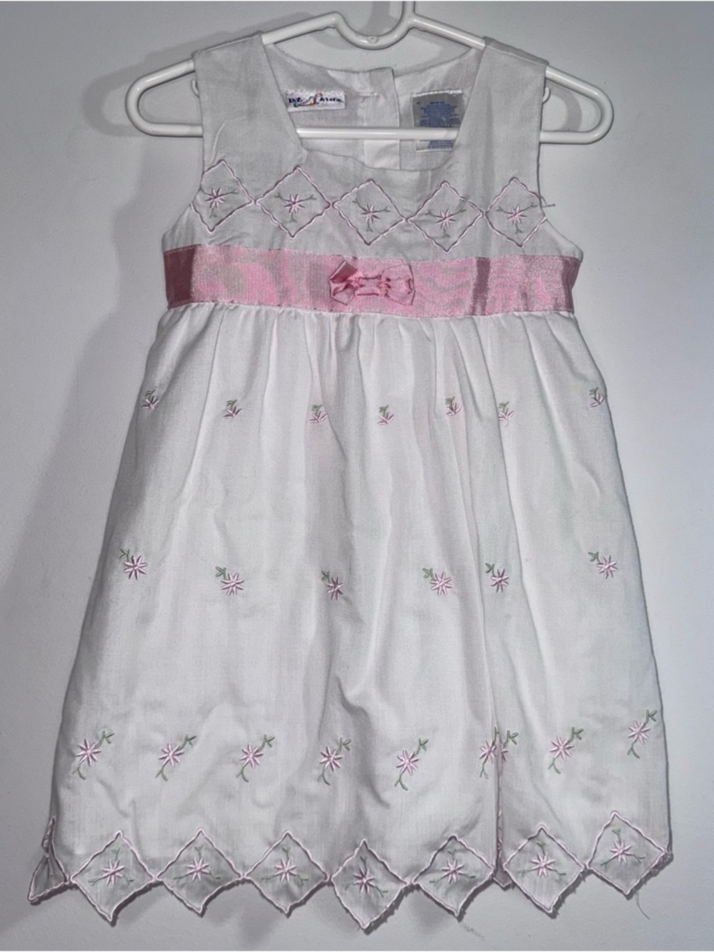 B.T. Kids Toddler Girls White Pink Embroidered Dress 2T Floral